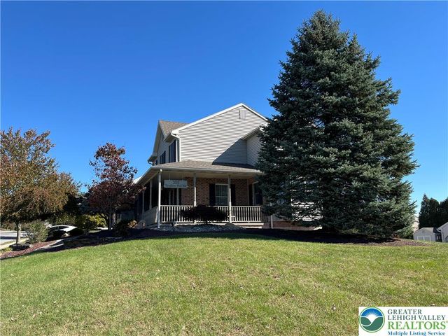 205 Spyglass Road, Bath Boro, PA 18014