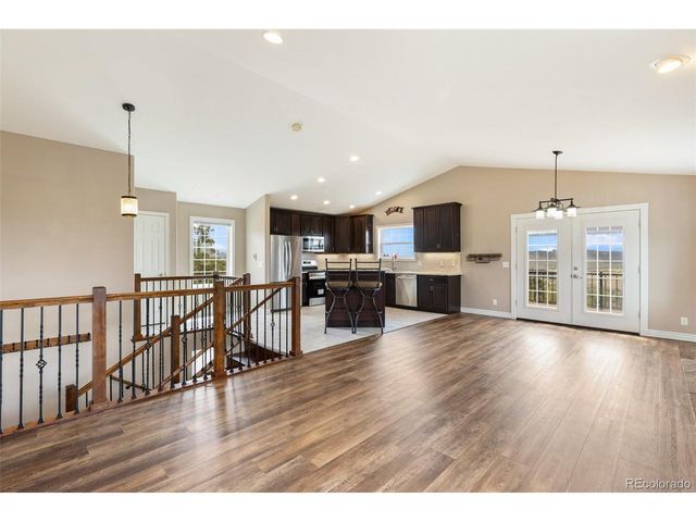 127 Carlton Cir, Florissant, CO 80816