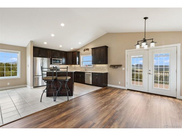 127 Carlton Cir, Florissant, CO 80816