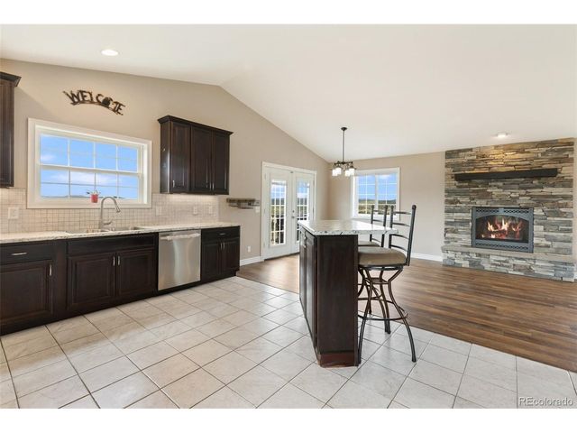 127 Carlton Cir, Florissant, CO 80816