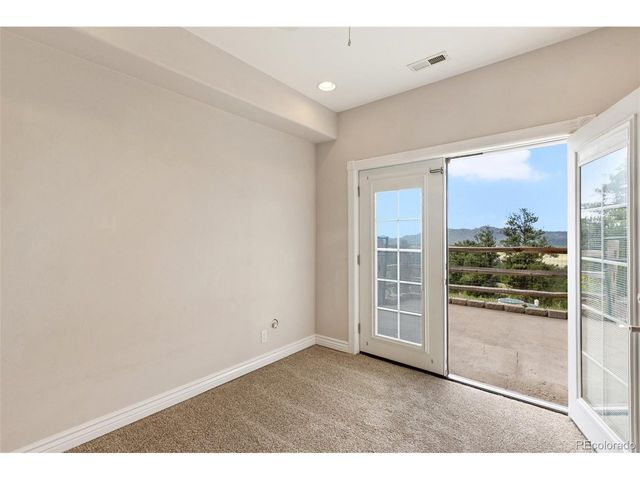 127 Carlton Cir, Florissant, CO 80816