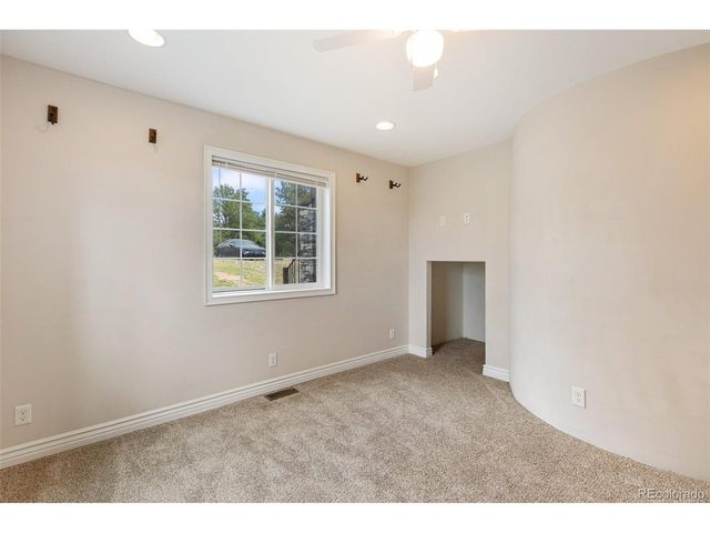 127 Carlton Cir, Florissant, CO 80816