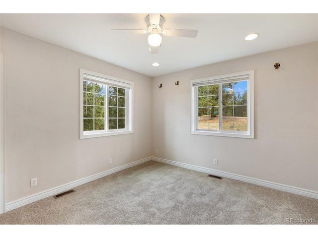 127 Carlton Cir, Florissant, CO 80816