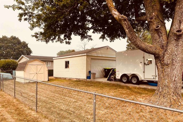 5243 Don Shenk Street, Swartz Creek, MI 48473