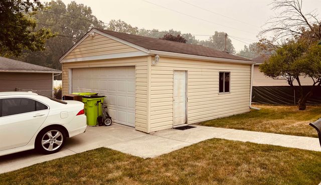 5243 Don Shenk Street, Swartz Creek, MI 48473