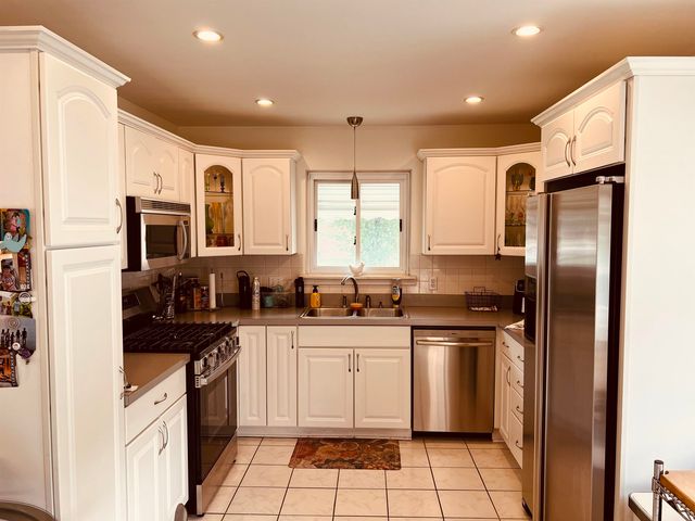 5243 Don Shenk Street, Swartz Creek, MI 48473