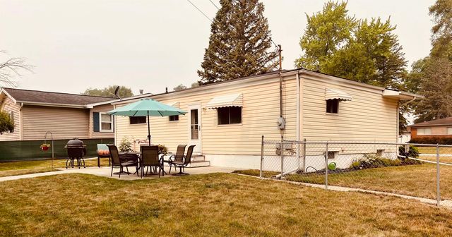 5243 Don Shenk Street, Swartz Creek, MI 48473