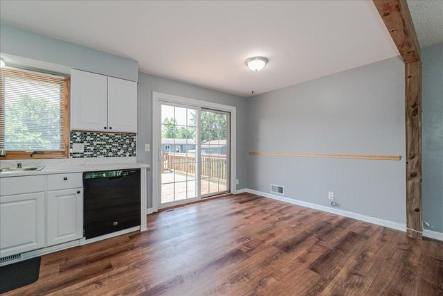 1227 14th Street W, Hastings, MN 55033