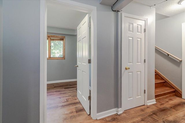 1227 14th Street W, Hastings, MN 55033