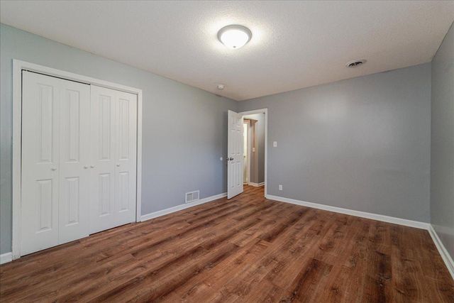 1227 14th Street W, Hastings, MN 55033