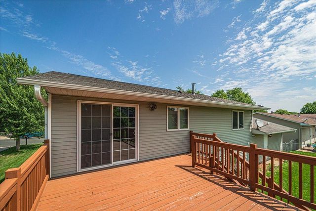 1227 14th Street W, Hastings, MN 55033