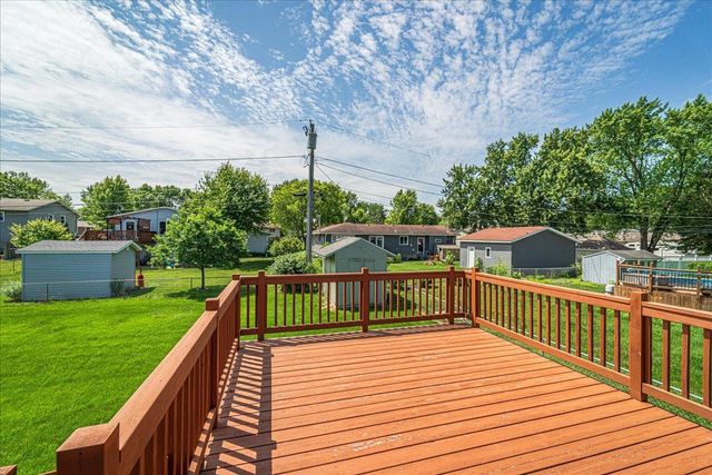 1227 14th Street W, Hastings, MN 55033