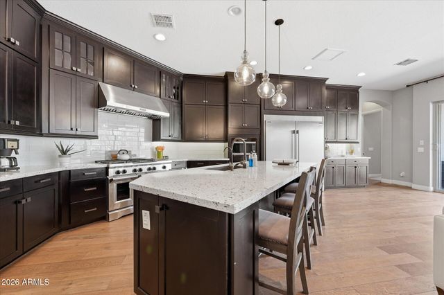4254 E VALENCIA Drive, Phoenix, AZ 85042