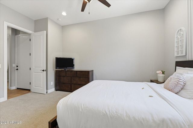 4254 E VALENCIA Drive, Phoenix, AZ 85042