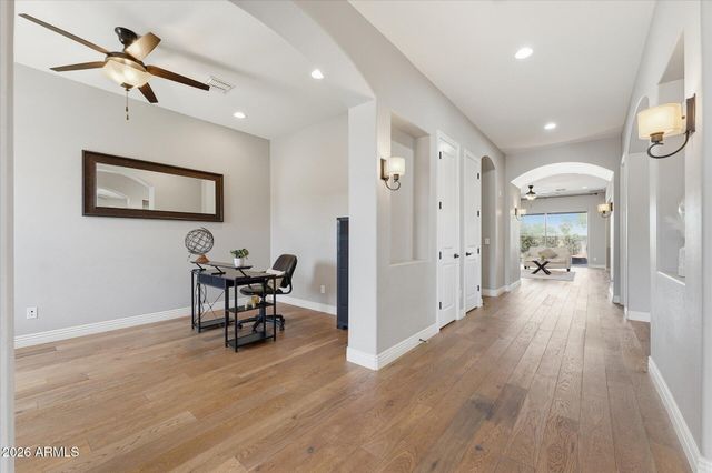 4254 E VALENCIA Drive, Phoenix, AZ 85042