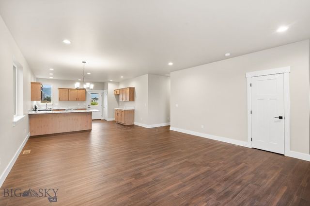 2302 Oriole Drive, Belgrade, MT 59714