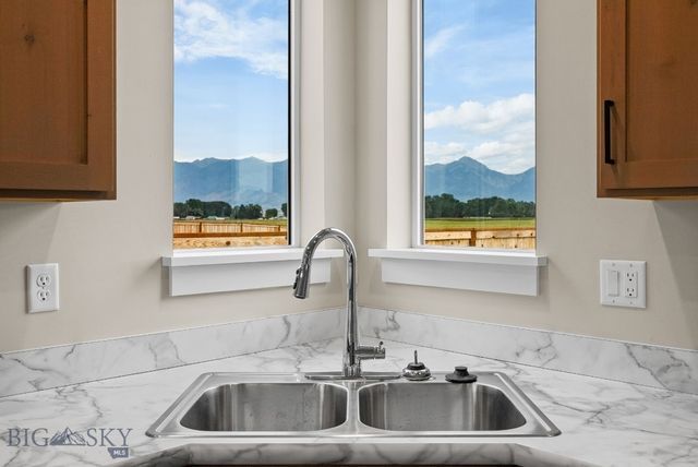 2302 Oriole Drive, Belgrade, MT 59714