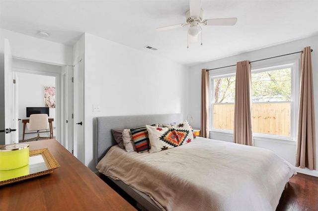 1106 Arcadia Ave, Austin, TX 78757