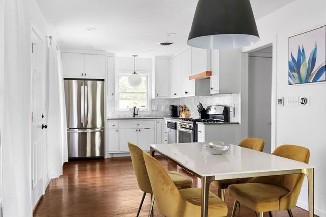1106 Arcadia Ave, Austin, TX 78757