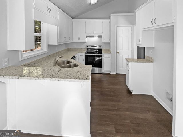 5049 Holly Hock Drive, Flowery Branch, GA 30542