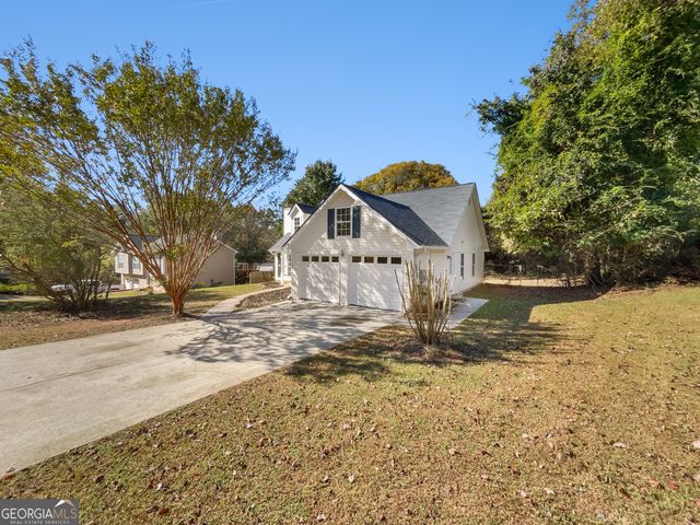 5049 Holly Hock Drive, Flowery Branch, GA 30542