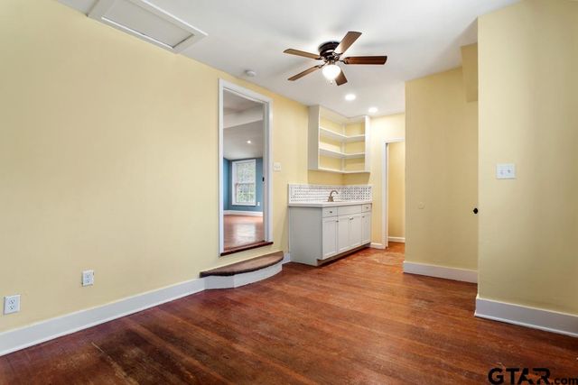 1114 W Camellia St, Tyler, TX 75701