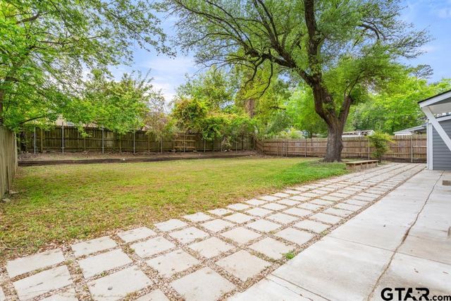 1114 W Camellia St, Tyler, TX 75701