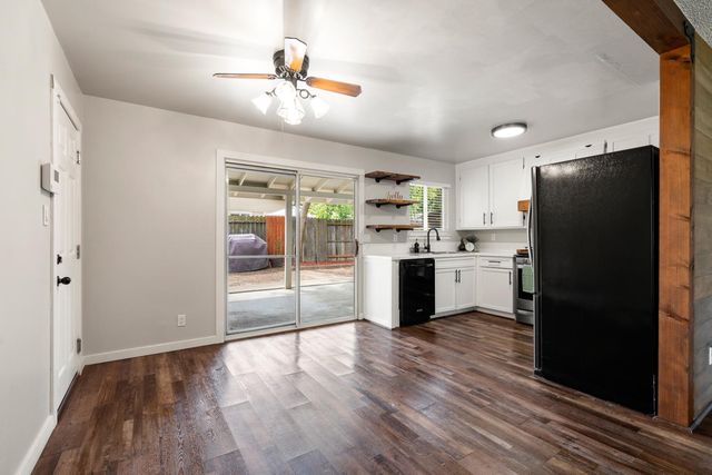 5755 Hesper Way, Carmichael, CA 95608