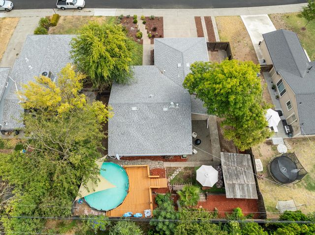 5755 Hesper Way, Carmichael, CA 95608