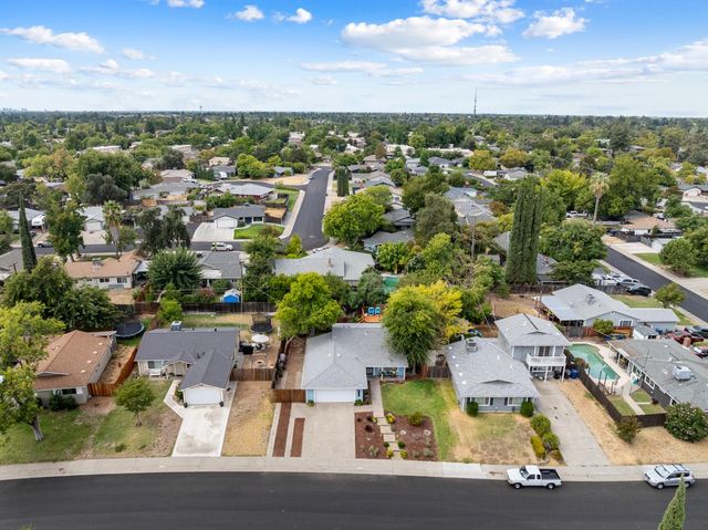 5755 Hesper Way, Carmichael, CA 95608