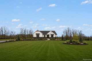 13268 Cousins Court, Washington, MI 48094