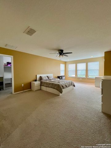 7623 Eagle Park Dr, San Antonio, TX 78250