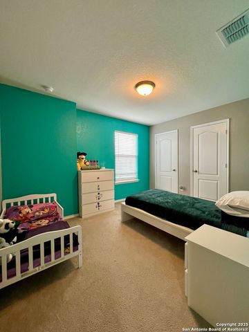 7623 Eagle Park Dr, San Antonio, TX 78250