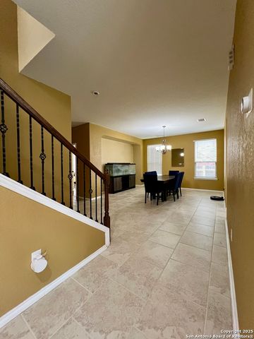7623 Eagle Park Dr, San Antonio, TX 78250