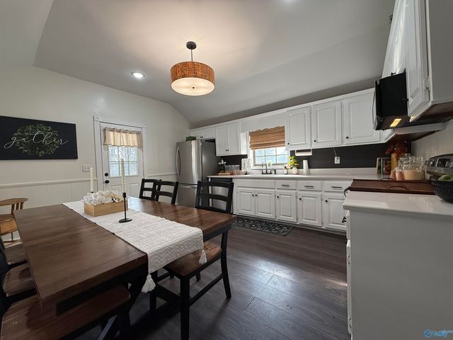 63 Cain Road, Somerville, AL 35670