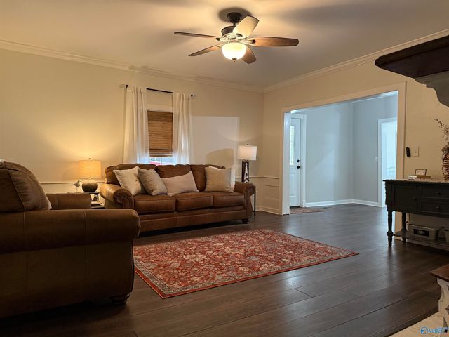 63 Cain Road, Somerville, AL 35670