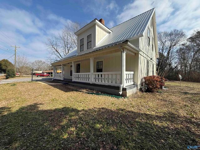 63 Cain Road, Somerville, AL 35670