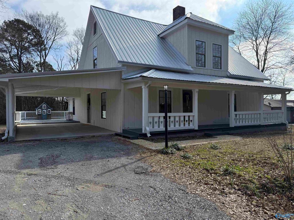 63 Cain Road, Somerville, AL 35670