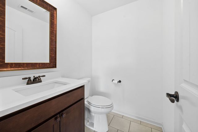 182 Dorchester Cir, Clarksville, TN 37043