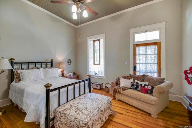 101 Landa, Boerne, TX 78006