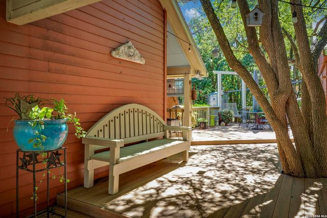 101 Landa, Boerne, TX 78006