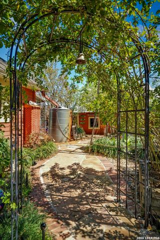 101 Landa, Boerne, TX 78006