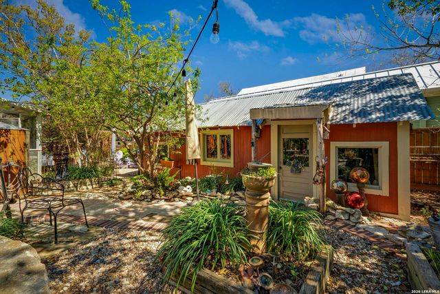 101 Landa, Boerne, TX 78006