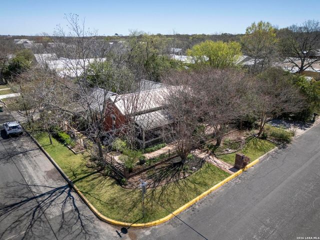 101 Landa, Boerne, TX 78006