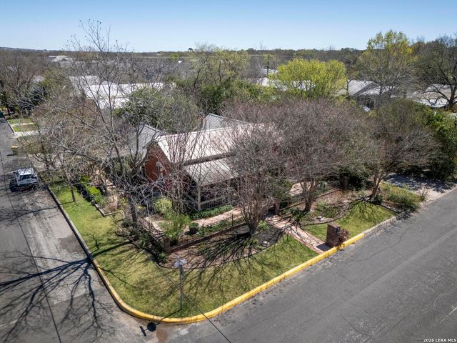 101 Landa, Boerne, TX 78006