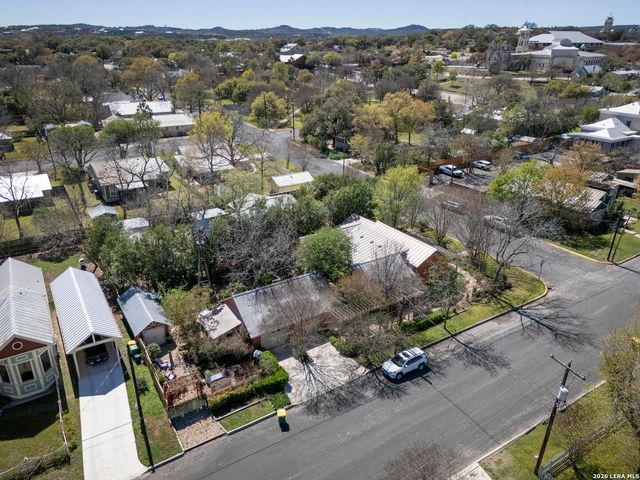 101 Landa, Boerne, TX 78006