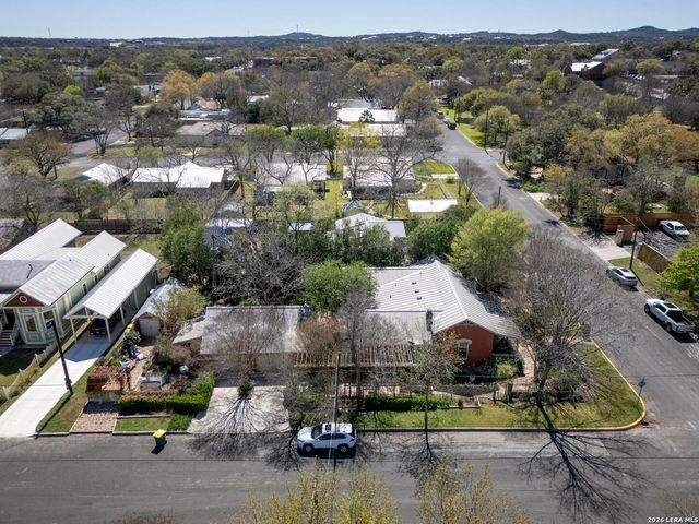 101 Landa, Boerne, TX 78006