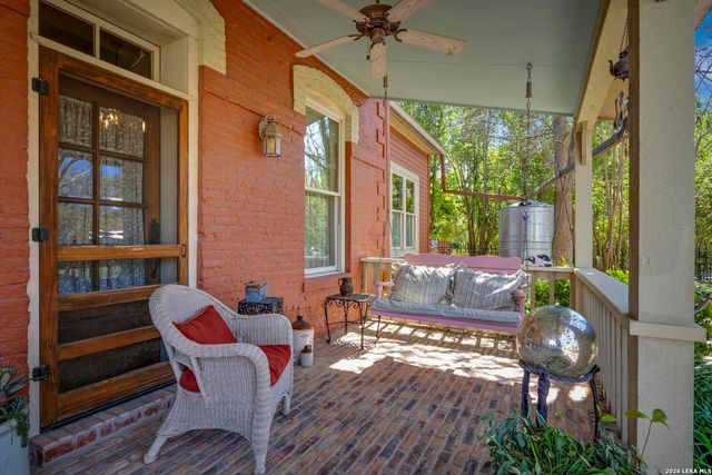 101 Landa, Boerne, TX 78006