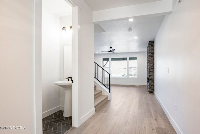 428 W Ascent Drive, Hideout, UT 84036