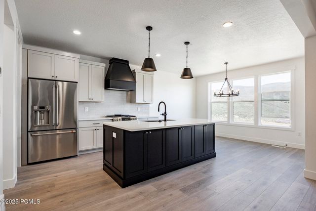 428 W Ascent Drive, Hideout, UT 84036